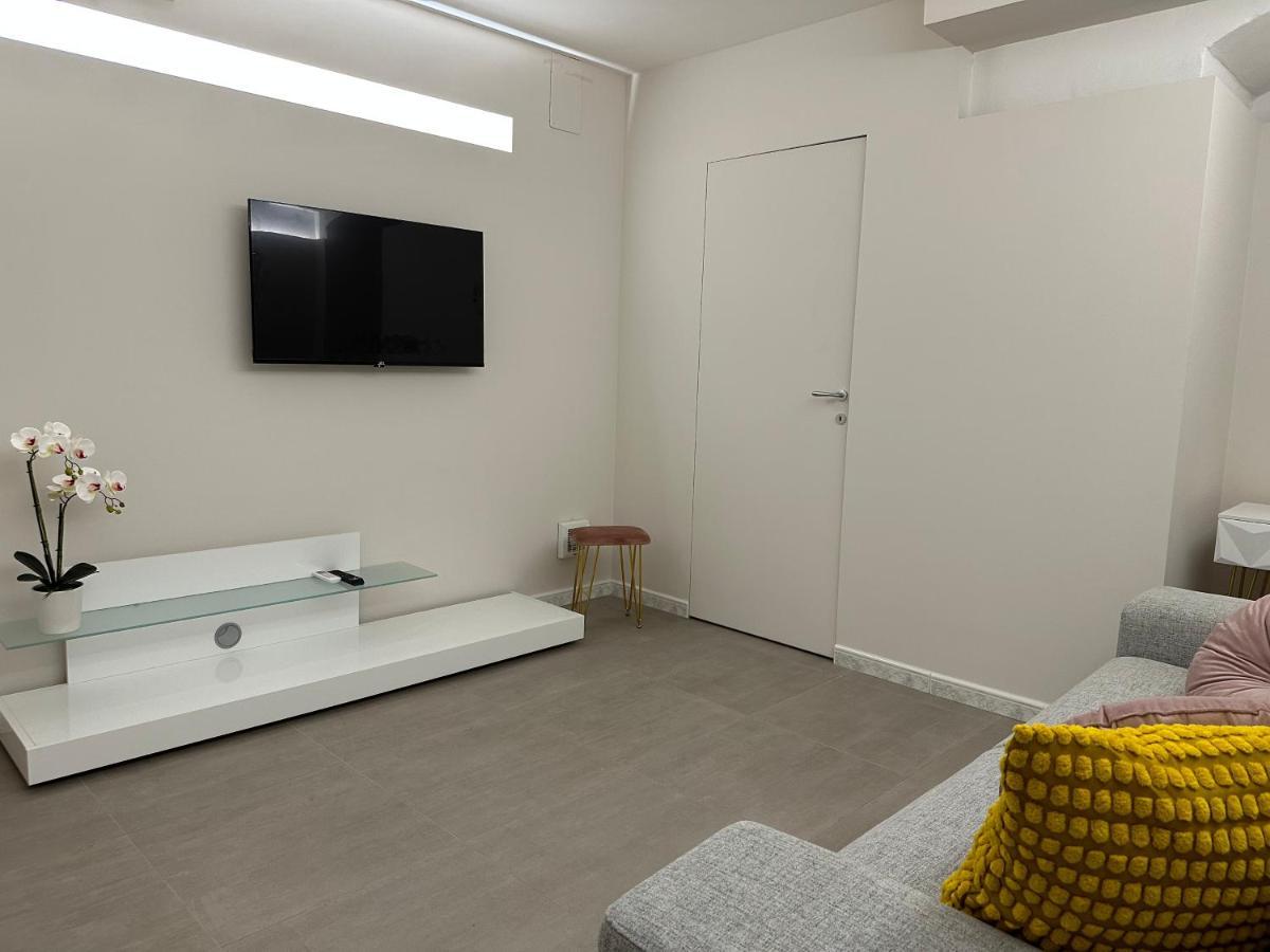 Imbriani 69 Apartment บารี ภายนอก รูปภาพ